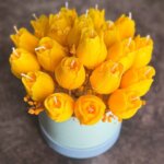 Golden Bloom Handcrafted Flower Candle Bouquet – Luxury Décor Candle