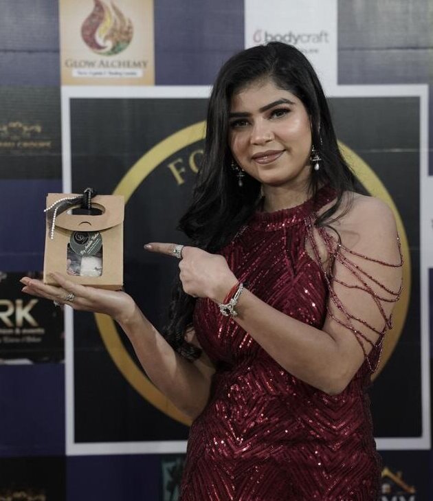 Luxury One-Candle Gift Hamper