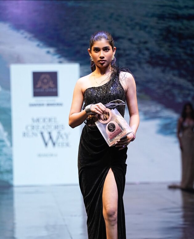 Luxury Four-Candle Gift Hamper