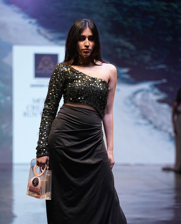 Luxury Three-Candle Gift Hamper