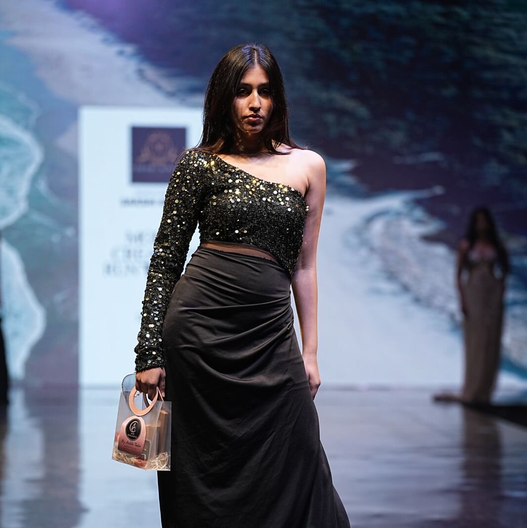 Luxury Three-Candle Gift Hamper