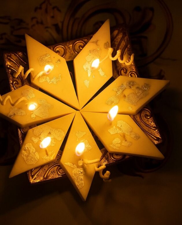 Kaju Katli Candle (Set of7)