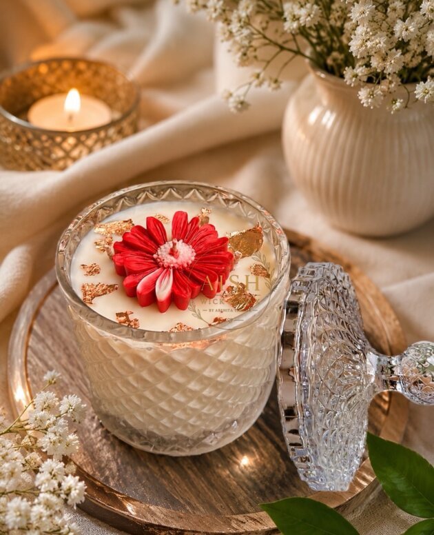 Royal Red Floral Candle 🌹
